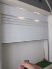 Fermeture à rouleaux pliante automatique de porte de garage en aluminium