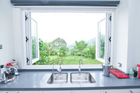 Fenêtre en verre coulissante en aluminium de pliage de balcon de cuisine