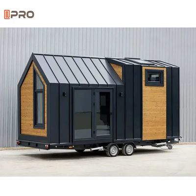 Container amovible Maison préfabriquée miniature Caravane moderne Camping en plein air Maison confortable sur roues
